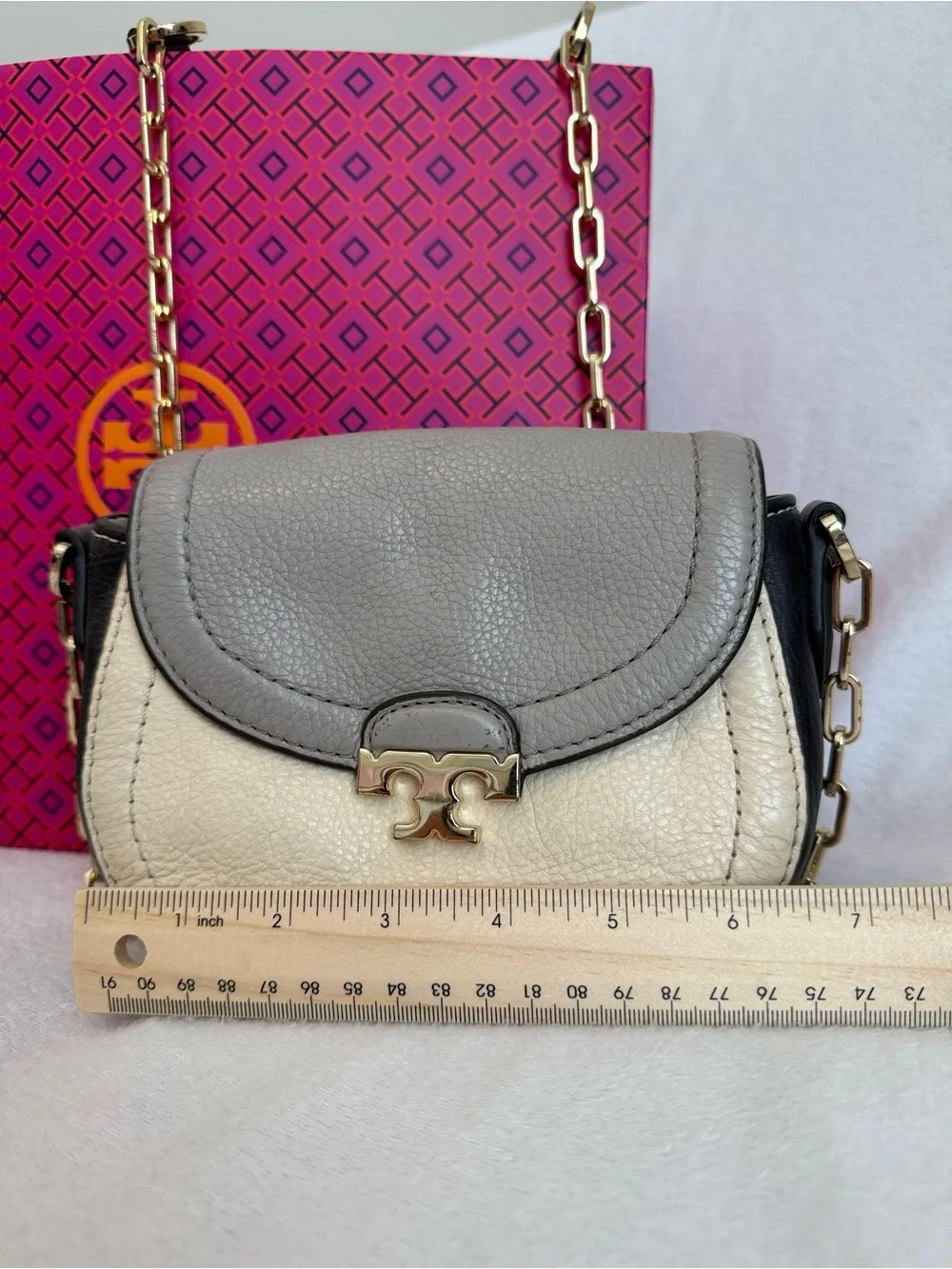 Tory Burch tory burch